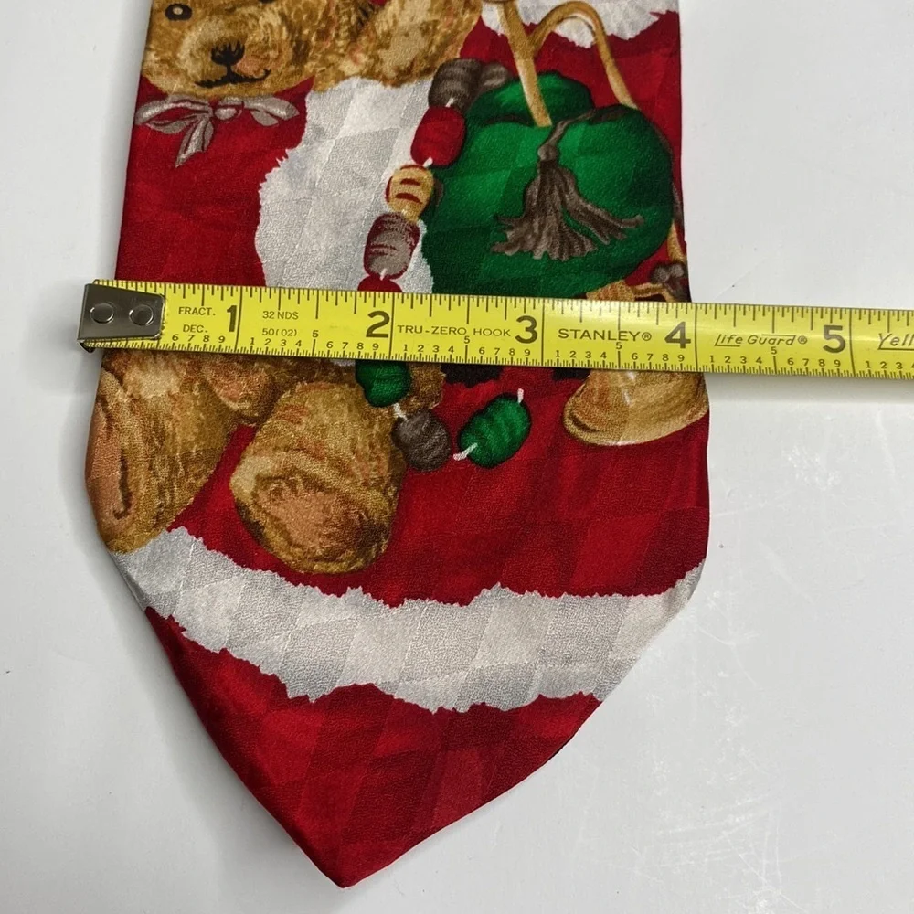 Hallmark festive tie